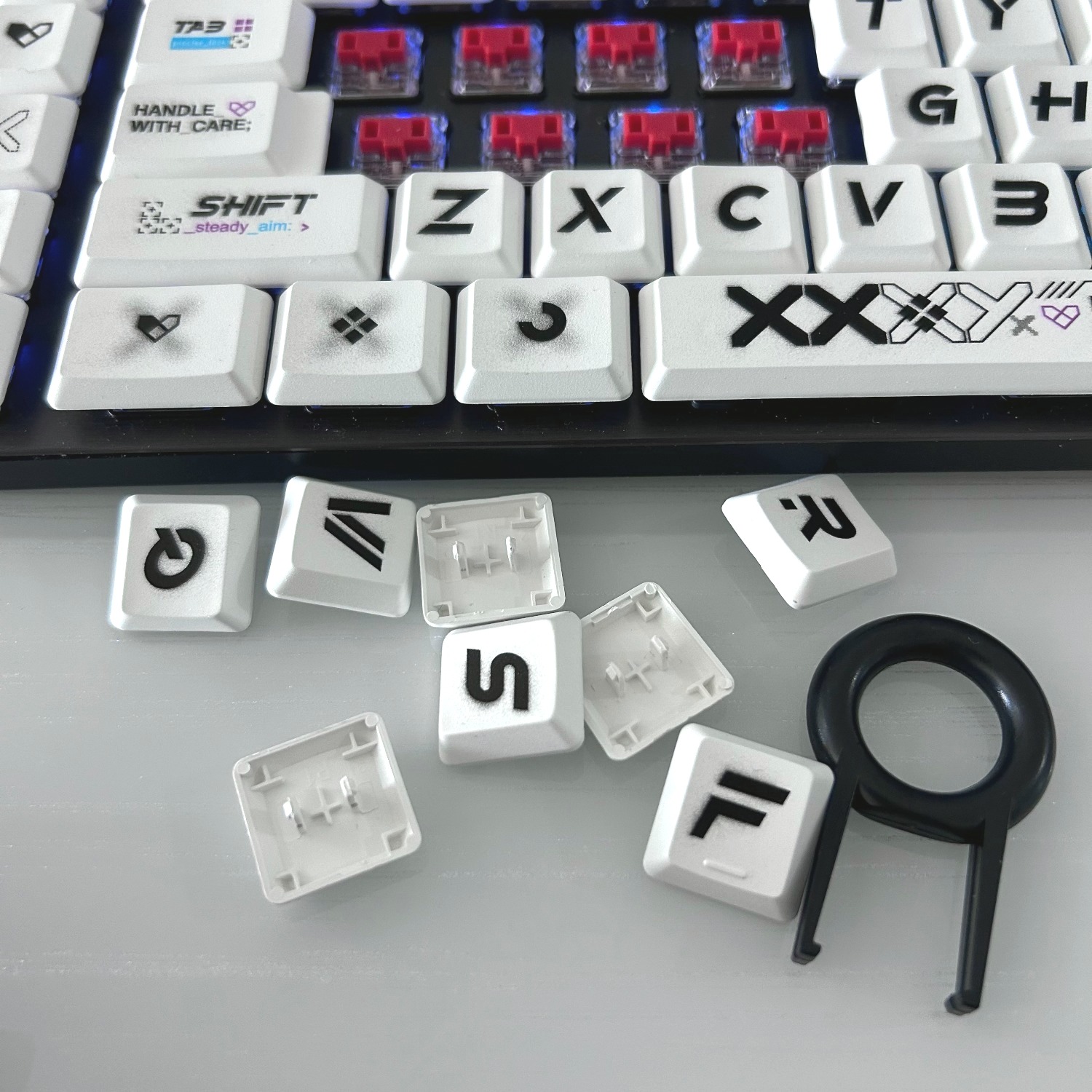 Logitech G815/G913/G915/TKL メカ - Gaming Keyboard Tkl のレビューと価格