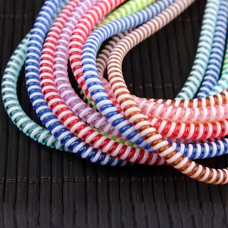 新型1.4MレーザーカラーTPUソフトスパイラルUSB充電ケ - Coiled Usb Cable のレビューと価格